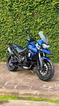 TRIUMPH TIGER 800 XRT TRIUMPH TIGER 800 XRT
